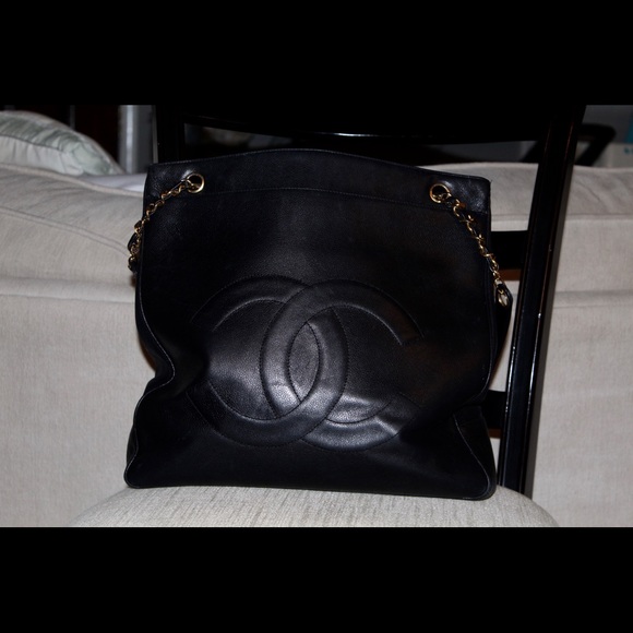 Authentic Chanel Tote - Picture 1 of 16